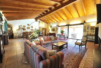 Rexer-San-Vero-Milis-Azienda-Agrituristica-avviata-Salone
