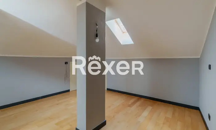 Rexer-Lavagna-Appartamento-ristrutturato-a-Cavi-Borgo-con-terrazzo-e-box-doppio-vicino-al-mare-Altro