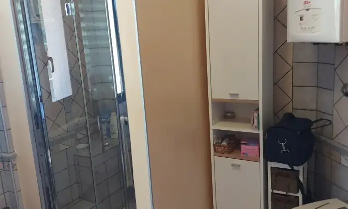 Rexer-Monte-Grimano-Terme-Appartamento-con-giardino-garage-e-camino-Libero-da-subito-Bagno