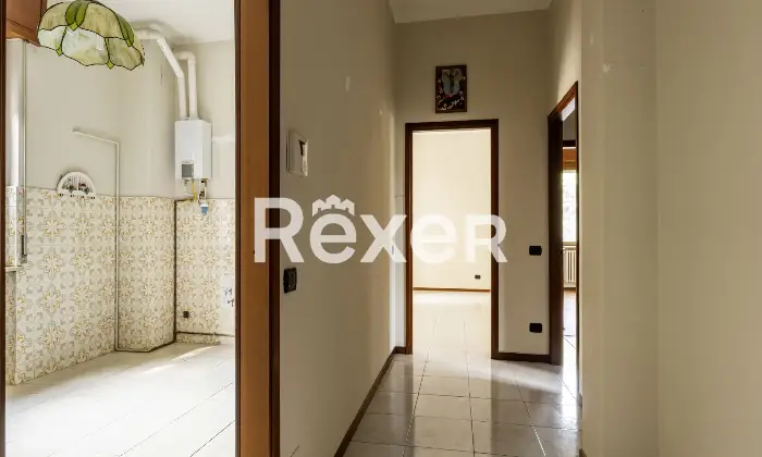 Rexer-Magenta-Appartamento-ampio-con-box-auto-e-terrazzino-Altro