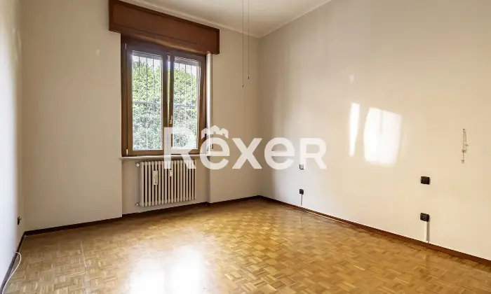 Rexer-Magenta-Appartamento-ampio-con-box-auto-e-terrazzino-Altro