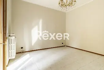 Rexer-Magenta-Appartamento-ampio-con-box-auto-e-terrazzino-Altro
