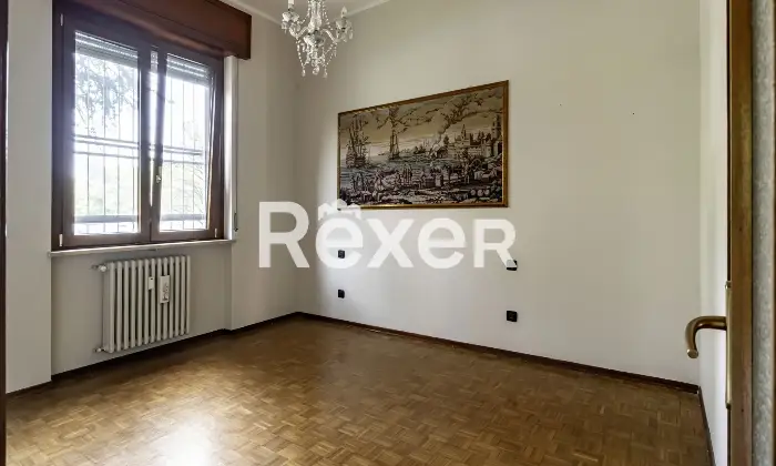 Rexer-Magenta-Appartamento-ampio-con-box-auto-e-terrazzino-Altro