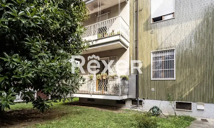Rexer-Magenta-Appartamento-ampio-con-box-auto-e-terrazzino-Altro