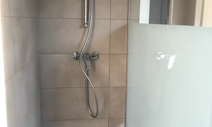 Rexer-Verona-Vendo-appartamento-Ponte-Crencano-Bagno