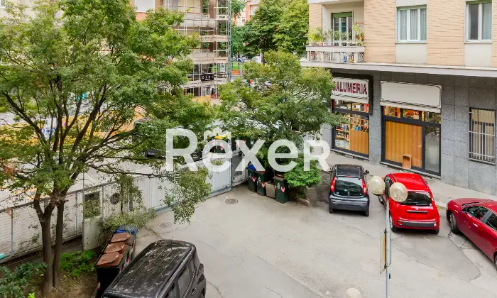 Rexer-Torino-TRILOCALE-CON-BOX-AUTO-Altro