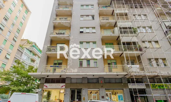 Rexer-Torino-TRILOCALE-CON-BOX-AUTO-Altro
