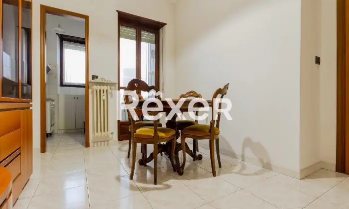 Rexer-Torino-TRILOCALE-CON-BOX-AUTO-Altro