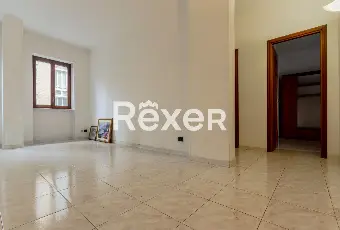 Rexer-Torino-TRILOCALE-CON-BOX-AUTO-Altro