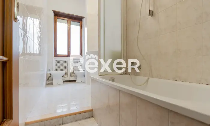 Rexer-Torino-TRILOCALE-CON-BOX-AUTO-Altro