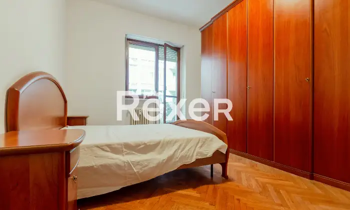 Rexer-Torino-TRILOCALE-CON-BOX-AUTO-Altro