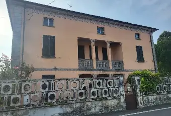 Rexer-Valmacca-Casale-da-ristrutturare-con-ampi-spazi-interni-ed-esterni-Altro