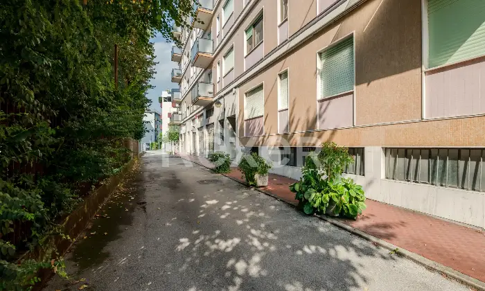 Rexer-Venezia-Ampio-Appartamento-in-Viale-San-Marco-Altro