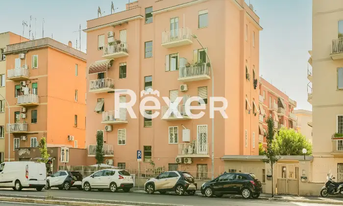 Rexer-Roma-Bilocale-con-BalconePortuense-Largo-La-Loggia-Altro