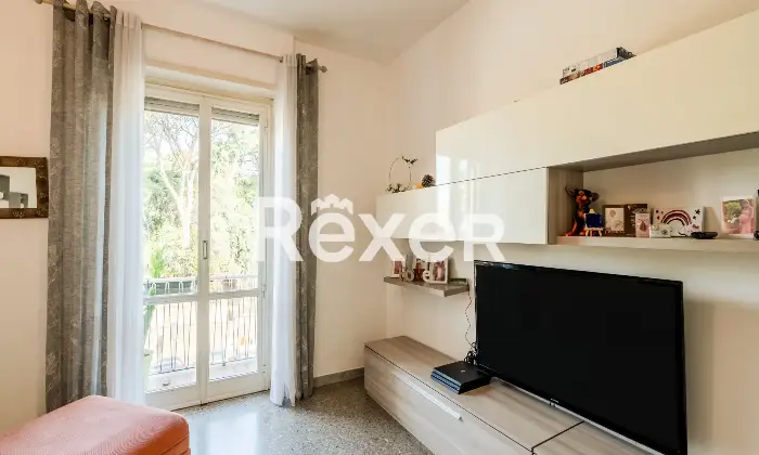 Rexer-Roma-Bilocale-con-BalconePortuense-Largo-La-Loggia-Altro