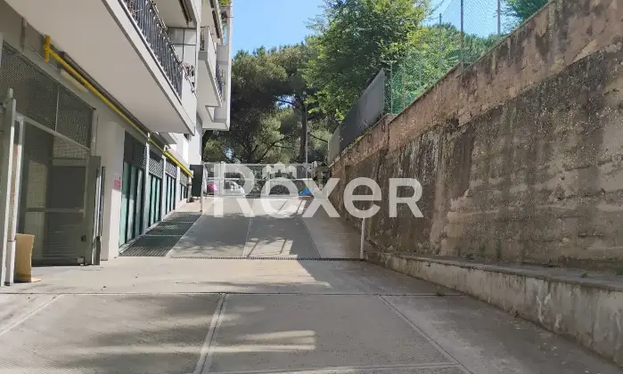 Rexer-Roma-Villa-LazzaroniAppia-Box-Auto-Altro