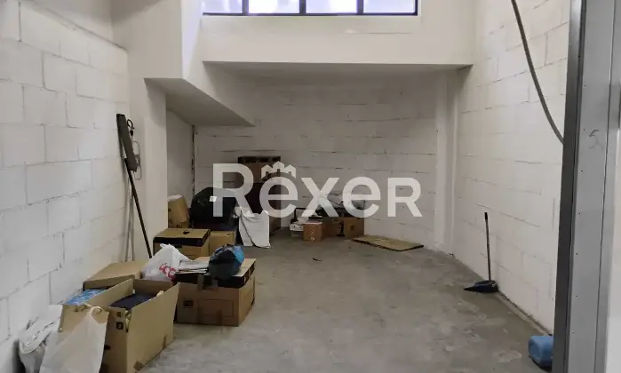 Rexer-Roma-Villa-LazzaroniAppia-Box-Auto-Altro