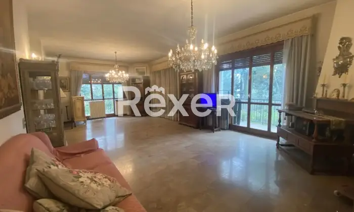 Rexer-Tradate-Casa-indipendente-con-terrazzo-panoramico-e-ampio-parco-a-Tradate-Altro