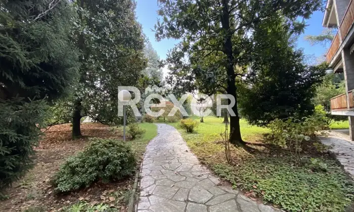 Rexer-Tradate-Casa-indipendente-con-terrazzo-panoramico-e-ampio-parco-a-Tradate-Altro