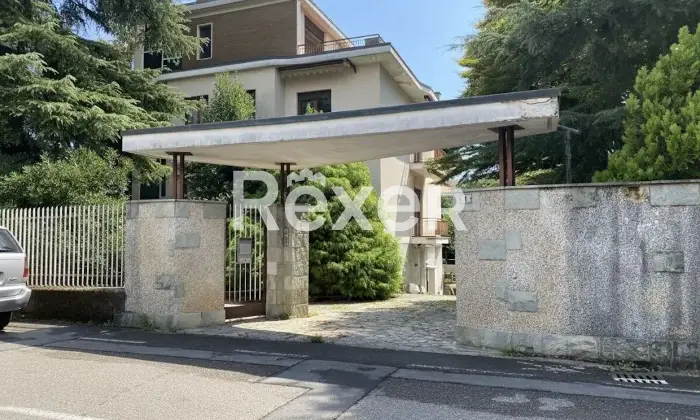 Rexer-Tradate-Casa-indipendente-con-terrazzo-panoramico-e-ampio-parco-a-Tradate-Altro