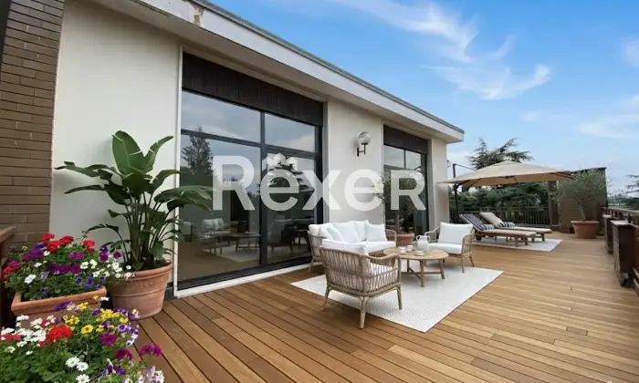 Rexer-Tradate-Casa-indipendente-con-terrazzo-panoramico-e-ampio-parco-a-Tradate-Altro