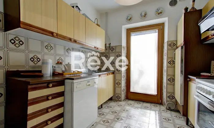 Rexer-Sella-Giudicarie-Antica-casa-di-montagna-con-ampi-spazi-e-fascino-storico-Altro