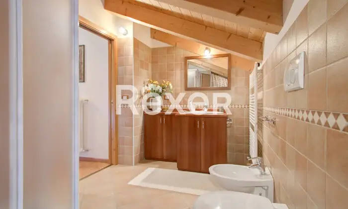 Rexer-Sella-Giudicarie-Antica-casa-di-montagna-con-ampi-spazi-e-fascino-storico-Altro