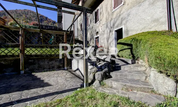 Rexer-Sella-Giudicarie-Antica-casa-di-montagna-con-ampi-spazi-e-fascino-storico-Altro