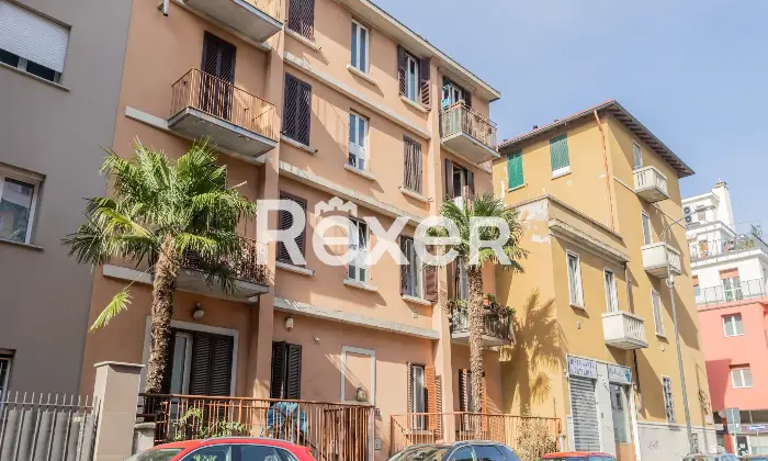 Rexer-Milano-Plurilocale-in-piccola-palazzina-con-dependance-giardino-terrazzi-e-cantina-Altro