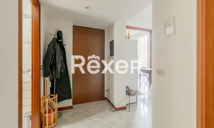 Rexer-Milano-Plurilocale-in-piccola-palazzina-con-dependance-giardino-terrazzi-e-cantina-Altro
