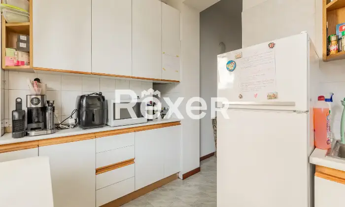 Rexer-Milano-Plurilocale-in-piccola-palazzina-con-dependance-giardino-terrazzi-e-cantina-Altro