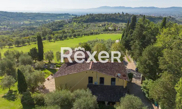 Rexer-Pistoia-Villa-esclusiva-con-giardino-e-vista-panoramica-Altro