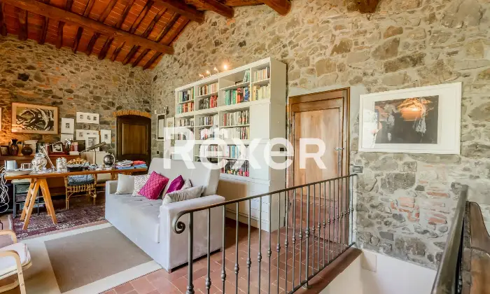Rexer-Pistoia-Villa-esclusiva-con-giardino-e-vista-panoramica-Altro