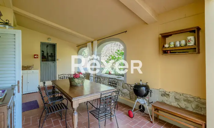 Rexer-Pistoia-Villa-esclusiva-con-giardino-e-vista-panoramica-Altro