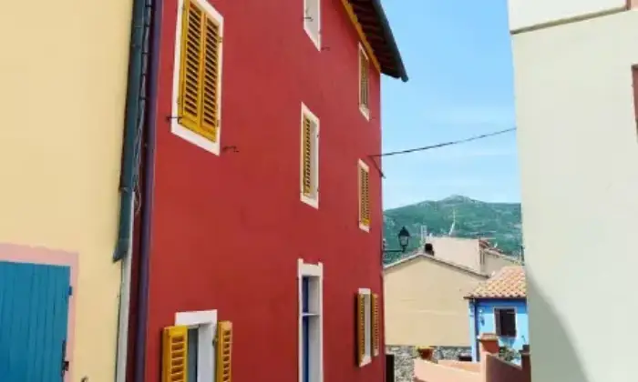 Rexer-Capraia-Isola-Appartamento-in-vendita-in-Via-Carlo-Alberto-a-Capraia-Isola-Altro