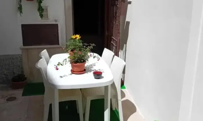 Rexer-Monopoli-Suite-in-stile-tradizionale-nel-cuore-di-Monopoli-a-soli-m-da-Porta-Vecchia-Altro