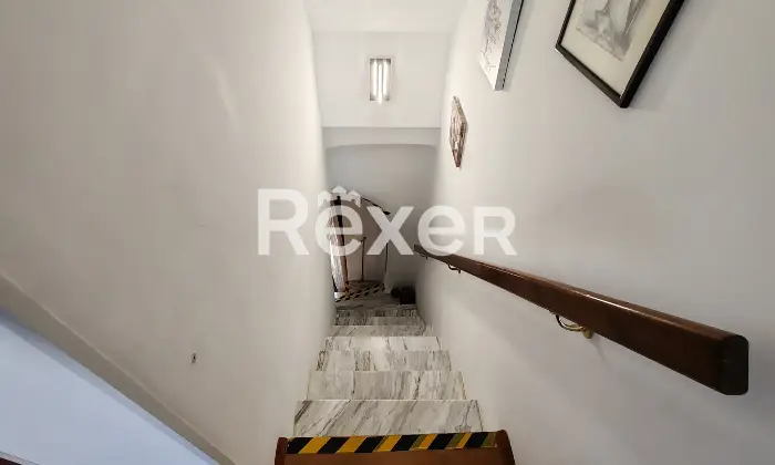 Rexer-Monopoli-Terratetto-in-stile-tradizionale-nel-cuore-di-Monopoli-Scala