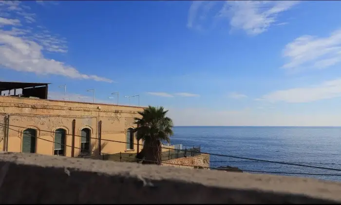 Rexer-Siracusa-Immobile-indipendente-di-pregio-fronte-mare-in-Riviera-Terrazzo