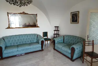 Rexer-Centuripe-Affitto-appartamento-arredato-nel-centro-storico-di-Centuripe-Salone