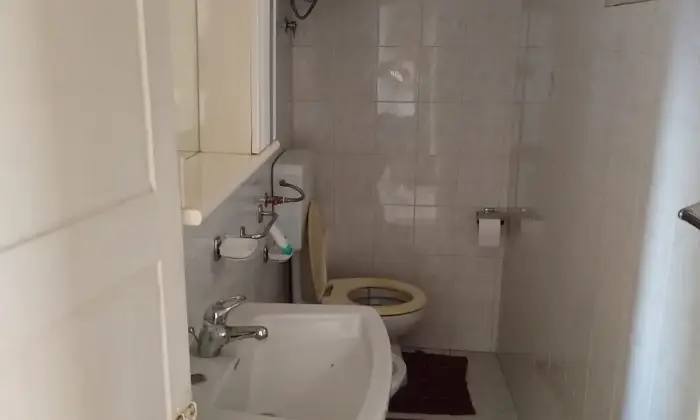 Rexer-Centuripe-Affitto-appartamento-arredato-nel-centro-storico-di-Centuripe-Bagno