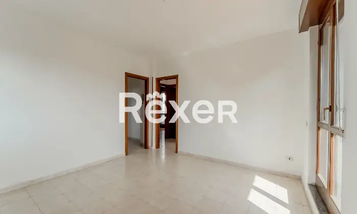Rexer-Carpiano-Appartamento-con-terrazzo-abitabile-e-box-auto-Altro
