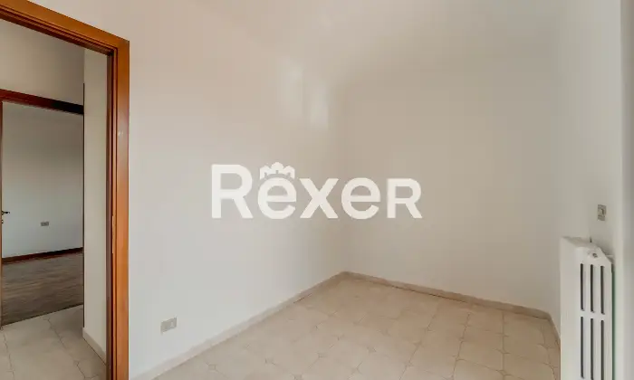 Rexer-Carpiano-Appartamento-con-terrazzo-abitabile-e-box-auto-Altro
