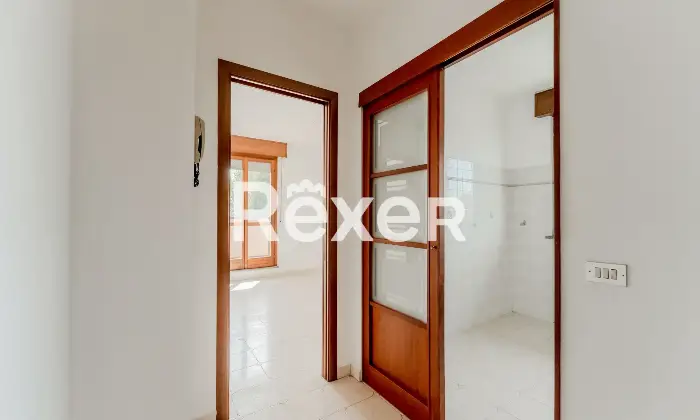 Rexer-Carpiano-Appartamento-con-terrazzo-abitabile-e-box-auto-Altro