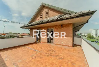 Rexer-Carpiano-Appartamento-con-terrazzo-abitabile-e-box-auto-Altro