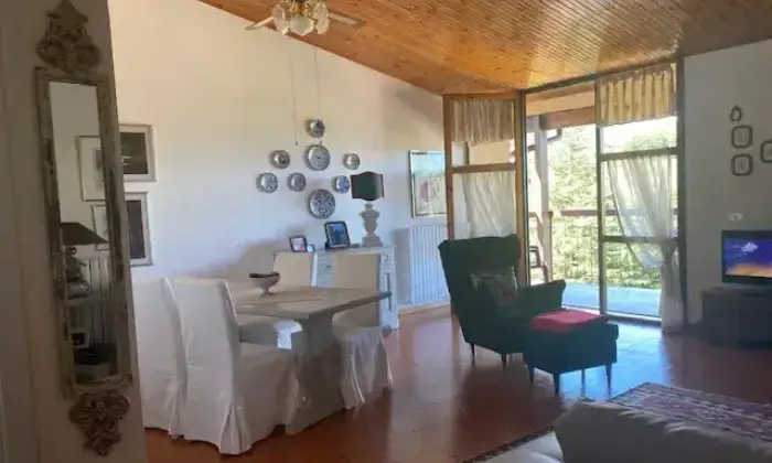 Rexer-Villa-Minozzo-Appartamento-Mansardato-mq-con-Box-e-Cantina-e-Ultimo-Piano-Altro