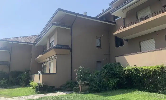 Rexer-Biella-Ampio-appartamento-ristrutturato-con-taverna-garage-e-posto-auto-mq-Altro