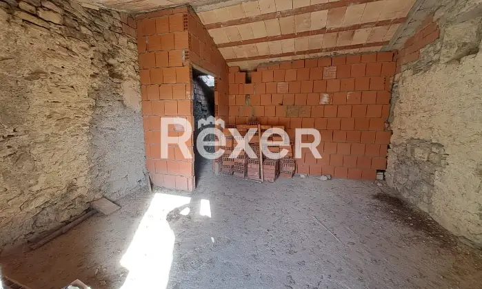 Rexer-Badia-Tedalda-Casale-da-ultimare-in-vendita-a-Badia-Tedalda-Localit-Mondatio-Altro