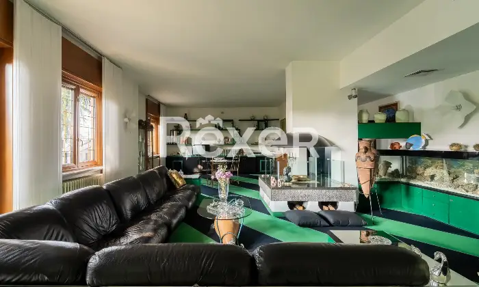 Rexer-Legnano-Villa-Indipendente-disposta-su-due-livelli-Altro