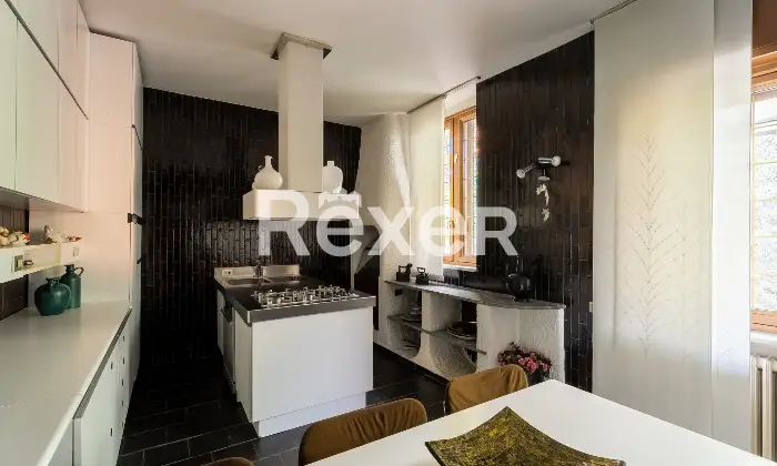 Rexer-Legnano-Villa-Indipendente-disposta-su-due-livelli-Altro