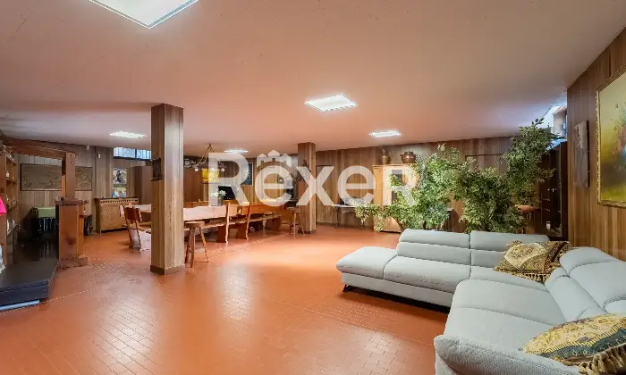 Rexer-Legnano-Villa-Indipendente-disposta-su-due-livelli-Altro